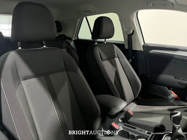 Volkswagen t-roc life 1.0 tsi 110pk 2023 (origineel-nl), s-562-fr - afbeelding 14 van  28