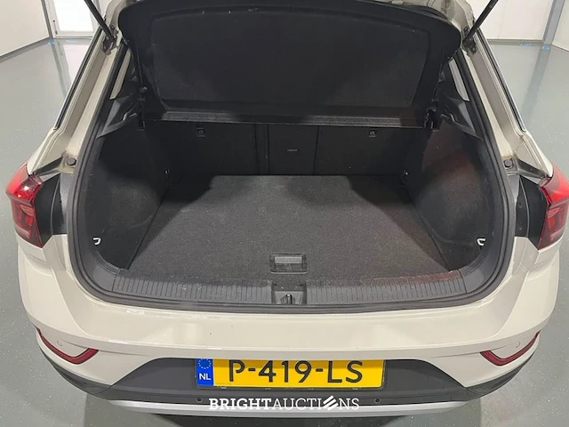 Volkswagen t-roc life 1.5 tsi 150pk 2022 (origineel-nl), p-419-ls - afbeelding 17 van  29