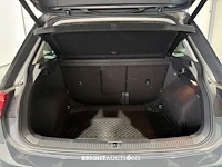 Volkswagen tiguan life business 1.5 tsi 131pk 2022 (origineel-nl), n-693-sj - afbeelding 22 van  34