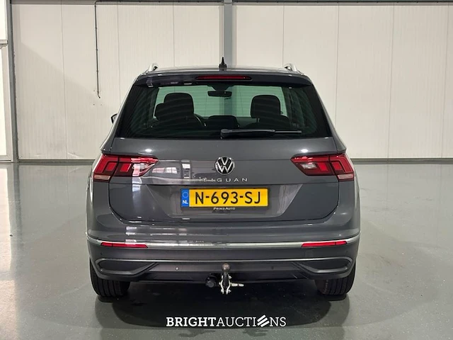 Volkswagen tiguan life business 1.5 tsi 131pk 2022 (origineel-nl), n-693-sj - afbeelding 27 van  34