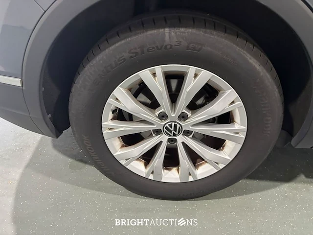 Volkswagen tiguan life business 1.5 tsi 131pk 2022 (origineel-nl), n-693-sj - afbeelding 30 van  34