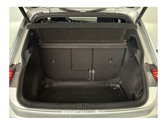 Volkswagen tiguan r-line business 1.5 tsi dsg 149pk 2022 (origineel-nl), r-076-sj - afbeelding 22 van  42
