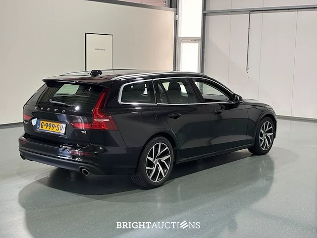 Volvo v60 t4 momentum pro 2.0 190pk 2019 (origineel-nl), g-999-sr - afbeelding 12 van  37