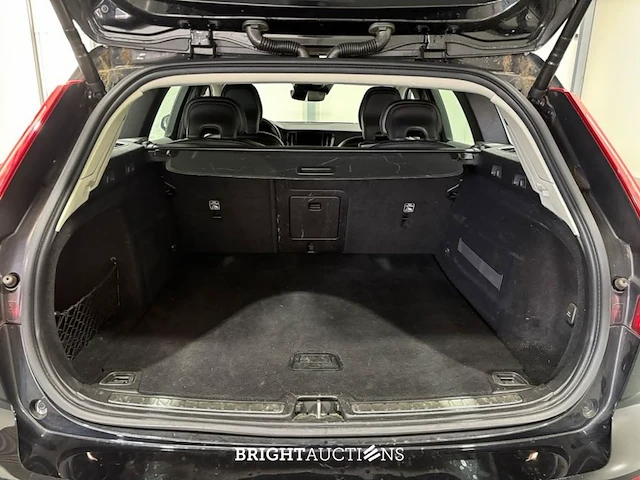 Volvo v60 t4 momentum pro 2.0 190pk 2019 (origineel-nl), g-999-sr - afbeelding 26 van  37