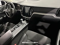 Volvo v60 t4 momentum pro 2.0 190pk 2019 (origineel-nl), g-999-sr - afbeelding 23 van  37